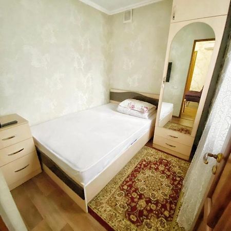 Apartments Ahmetova 4 21 Almaty Exterior photo